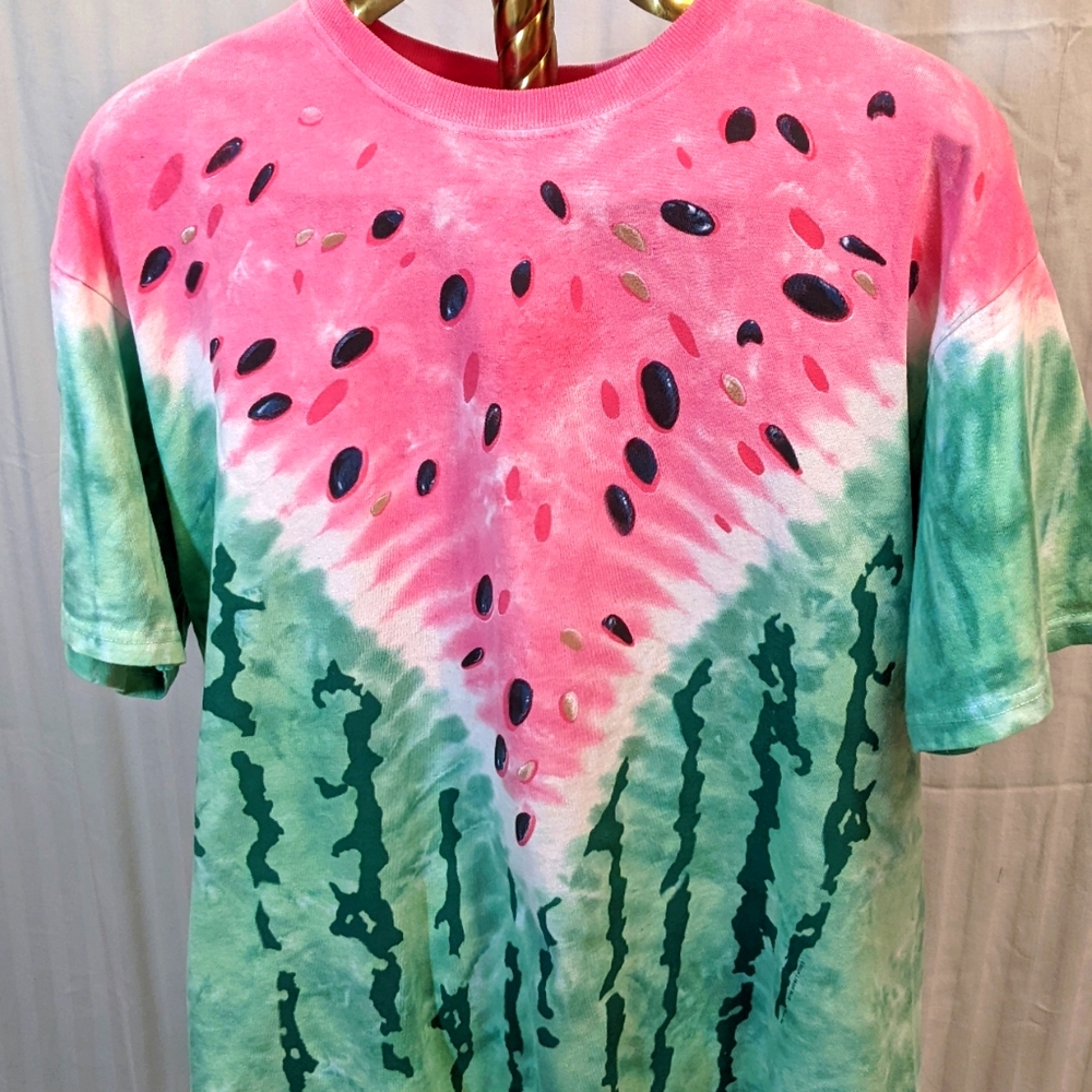 Liquid Blue Men's Size L T-shirt